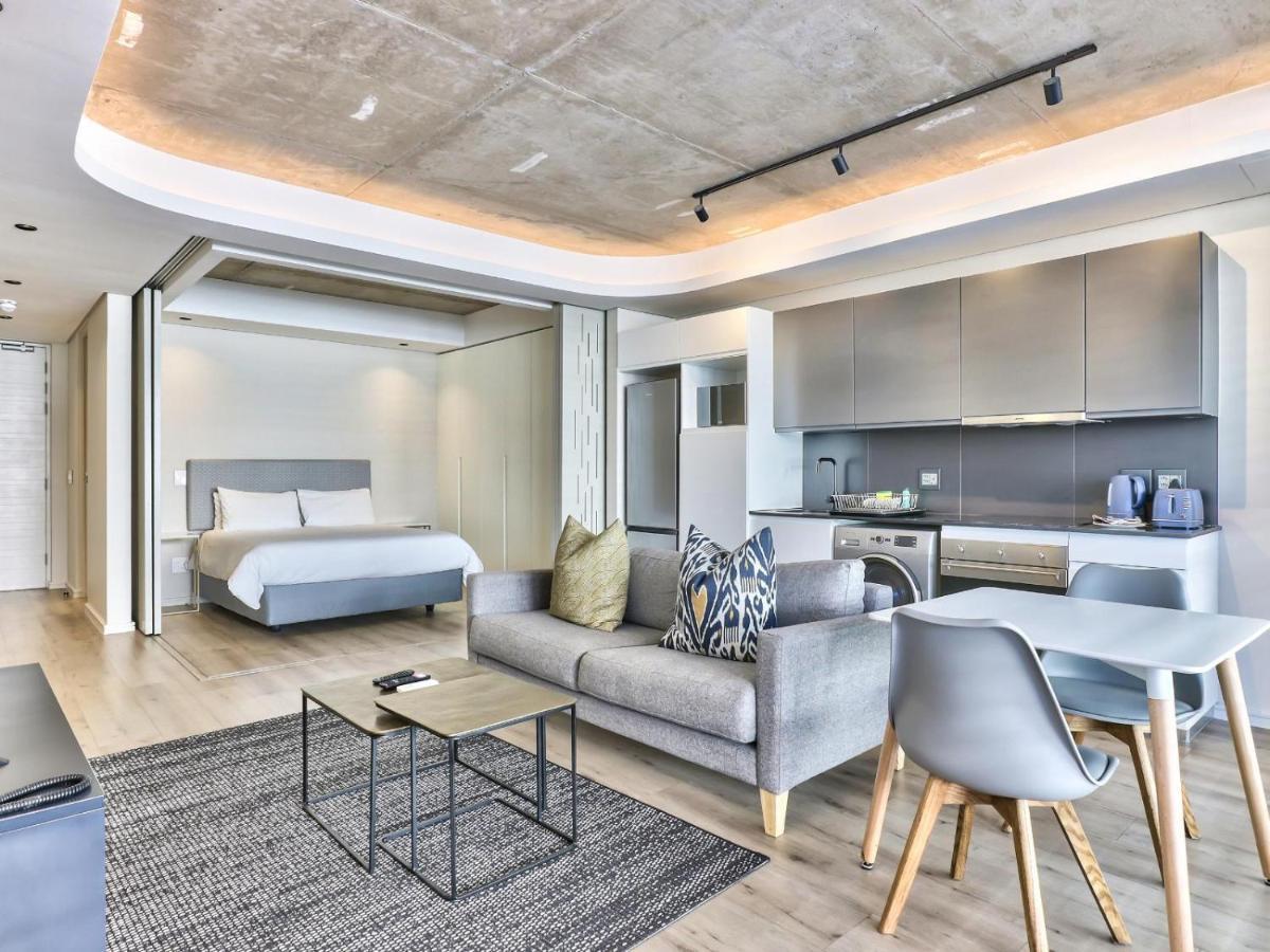 The Quarter Apartments Cape Town Room photo