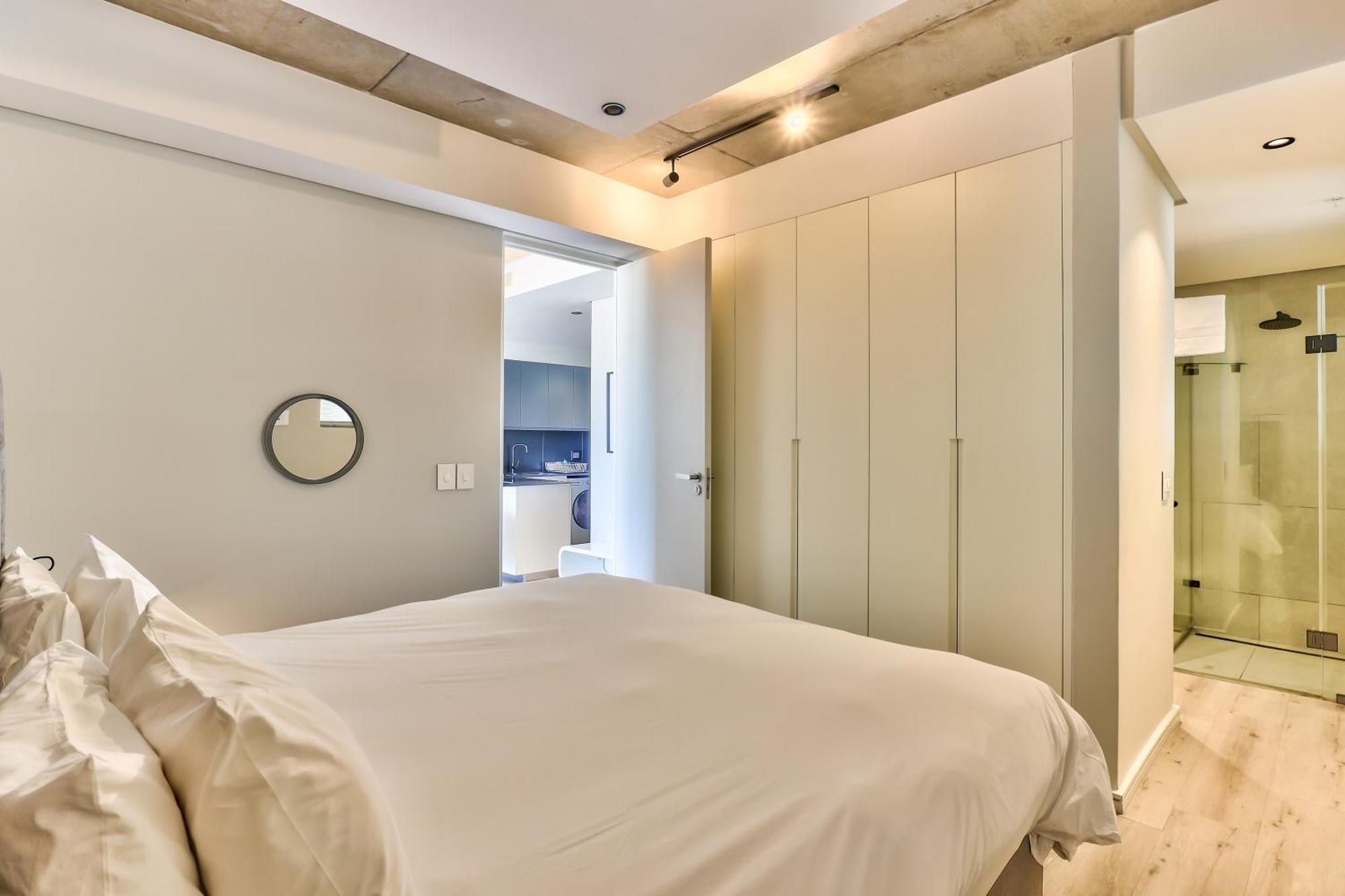 The Quarter Apartments Cape Town Room photo