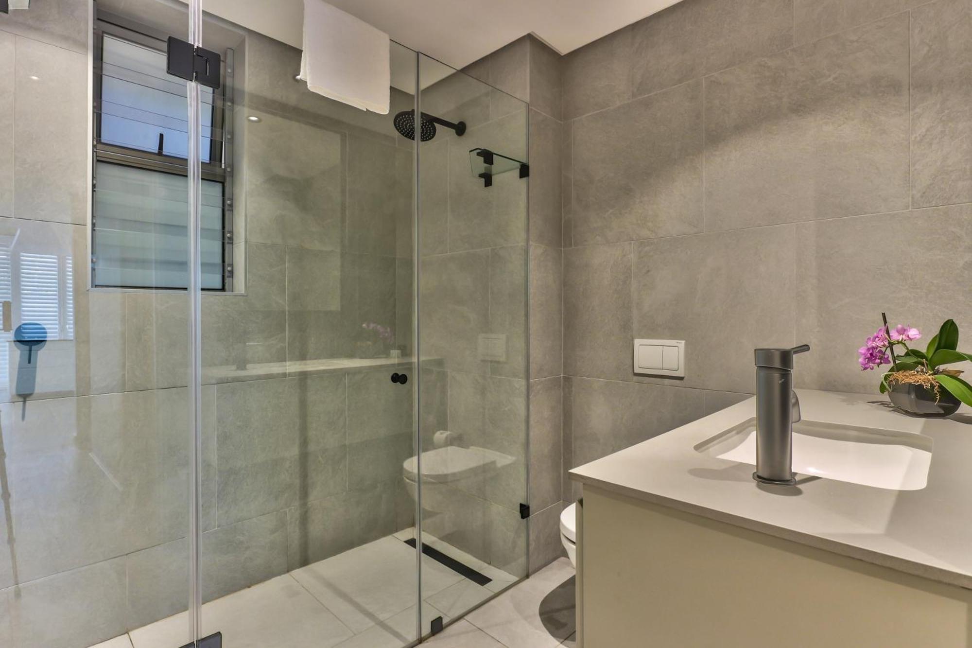 The Quarter Apartments Cape Town Room photo