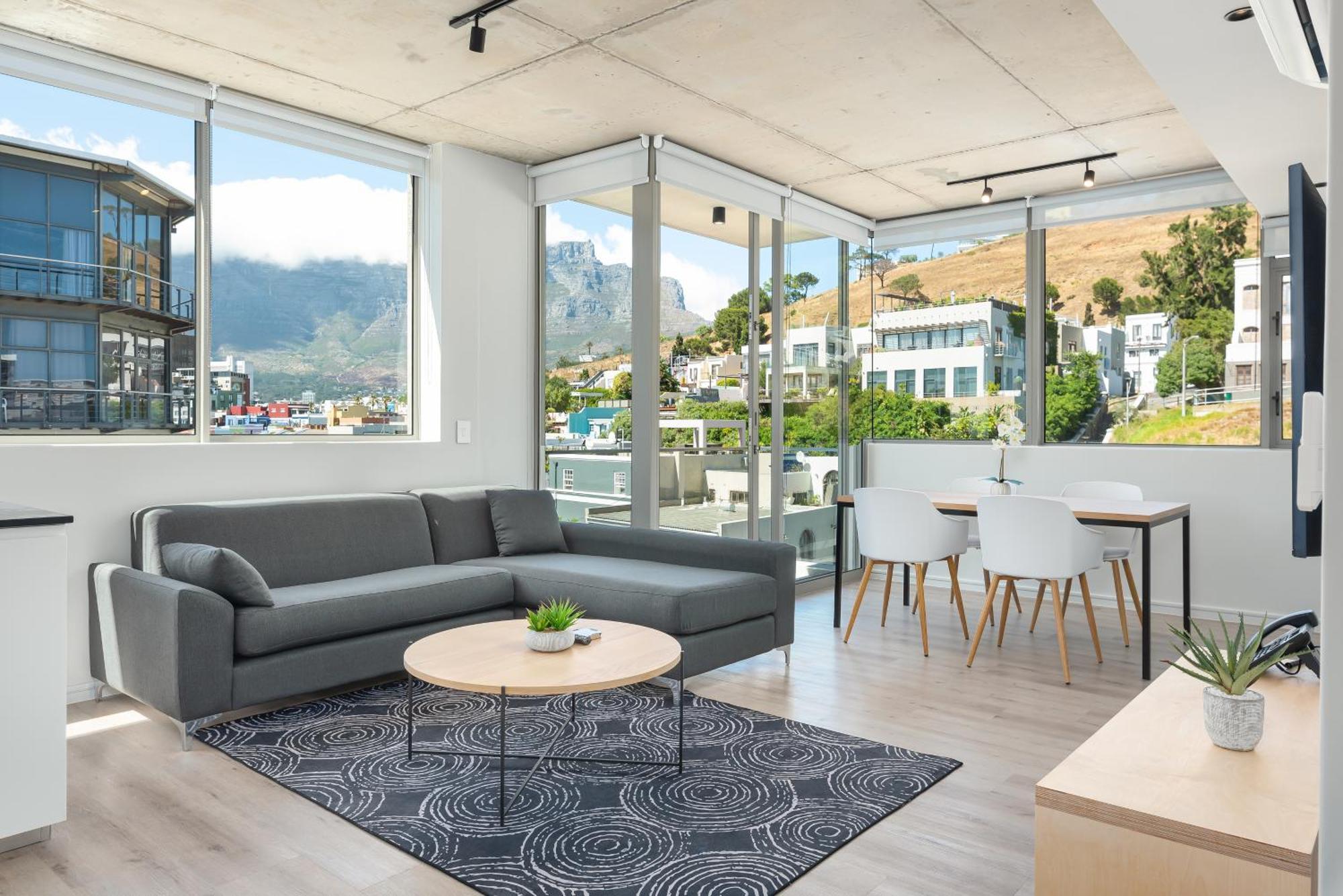 The Quarter Apartments Cape Town Room photo