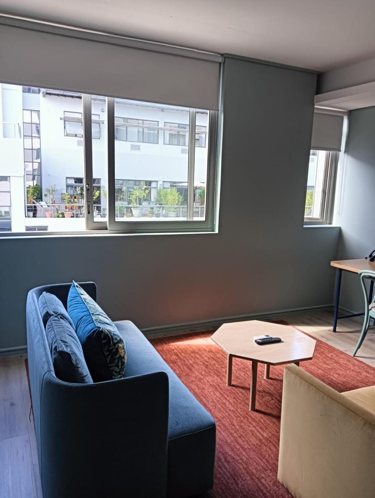 The Quarter Apartments Cape Town Room photo