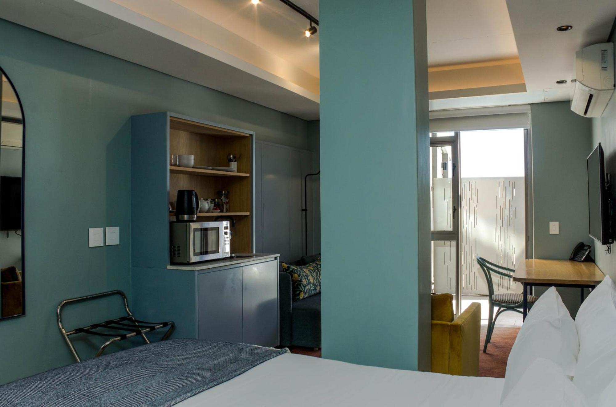 The Quarter Apartments Cape Town Room photo